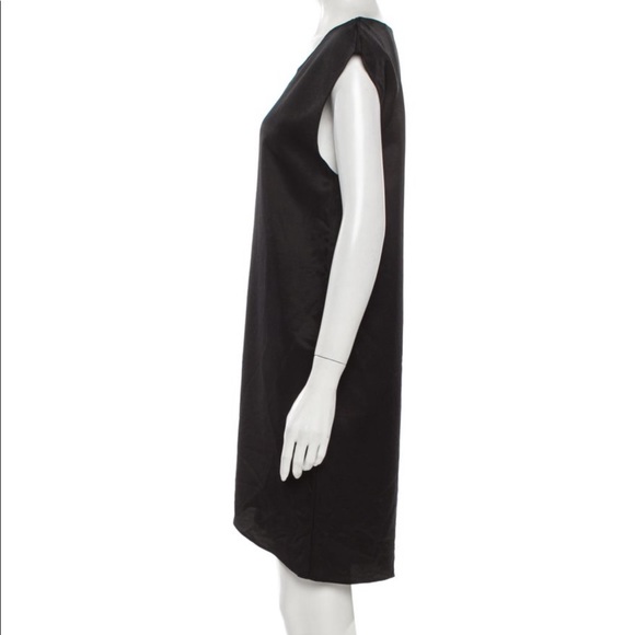 Scoop neck mini dress - Picture 2 of 3